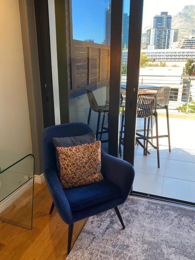 Modern Apartment In The Docklands, De Waterkant, Cape Town Stunning Views, Gorgeous Pool Deck Exterior photo